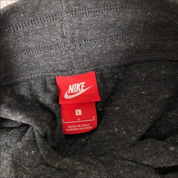 Nike Gray Cropped Joggers sz Large - Picture 4 of 7